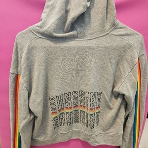 Xl girls zip up hoodie. Comfy, lightweight and crop.